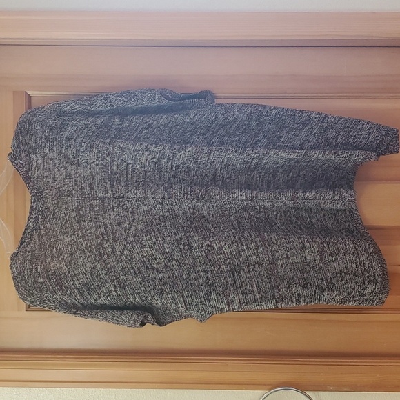 Valette Black and White Oversized Cardigan with Wide Sleeves and Relaxed Fit - Picture 3 of 5